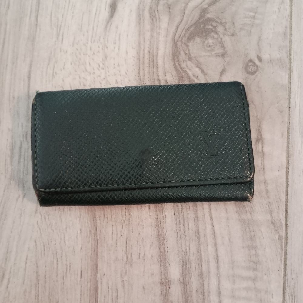 Vintage Louis Vuitton Graphite Key Holder